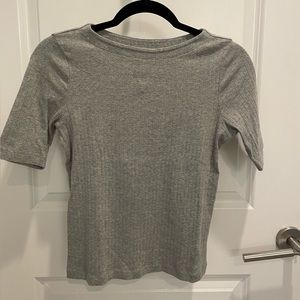 XS Uniqlo Boat Neck Ribbed Tee